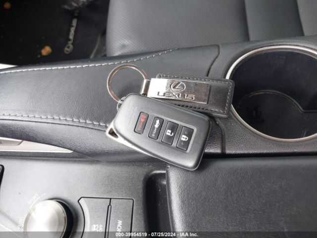 JTHBA1D27K5090193 Lexus IS 300