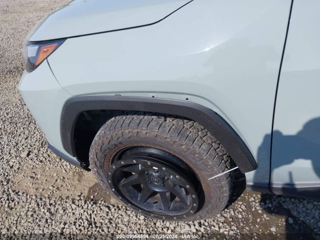 2T3A1RFV3NW289595 Toyota Rav4 Xle Premium