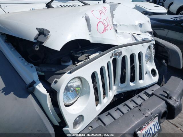 1C4BJWDG0JL819185 Jeep Wrangler Jk Unlimited Sport S 4x4