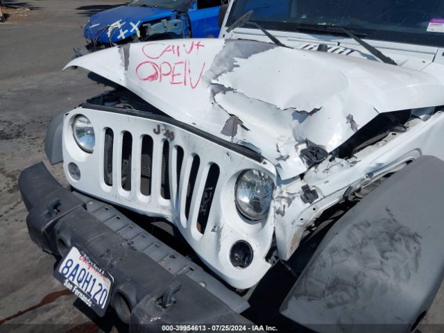 1C4BJWDG0JL819185 Jeep Wrangler Jk Unlimited Sport S 4x4