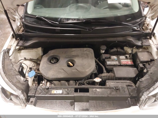 KNDJP3A58H7494851 KIA SOUL +