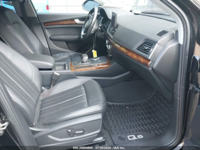 WA1ANAFY6J2141521 Audi Q5 2.0t Premium/2.0t Tech Premium