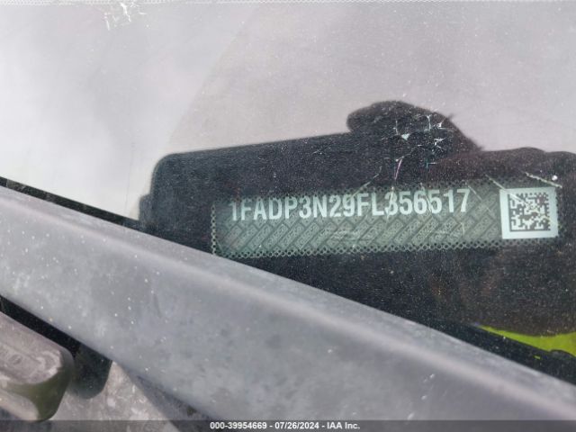 1FADP3N29FL356517 Ford Focus Titanium