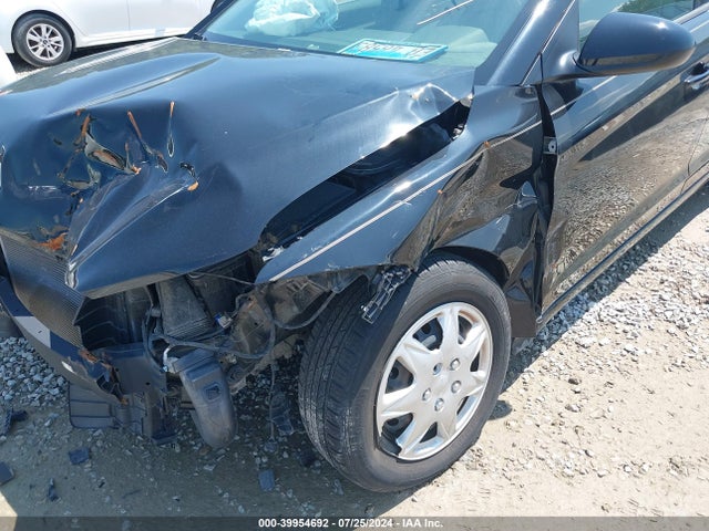 KMHD74LF6JU614688 Hyundai ELANTRA SE