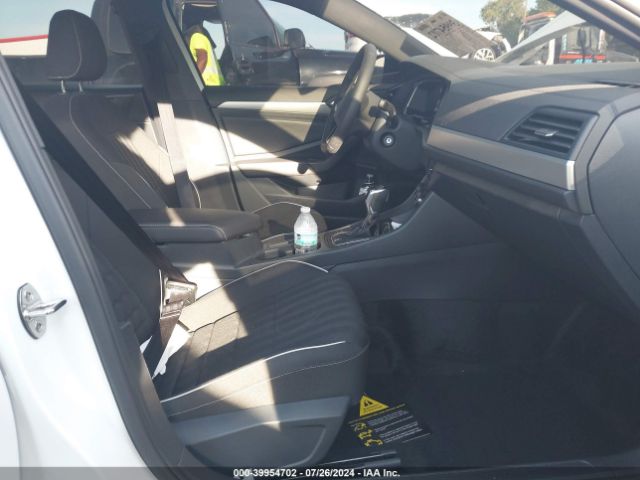 3VWBM7BU7RM045627 Volkswagen Jetta 1.5t Sport
