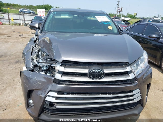 Toyota Highlander Xle 2017 5TDKZRFH6HS515027 Image 12