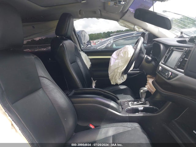 Toyota Highlander Xle 2018 5TDKZRFH4JS546332 Image 5