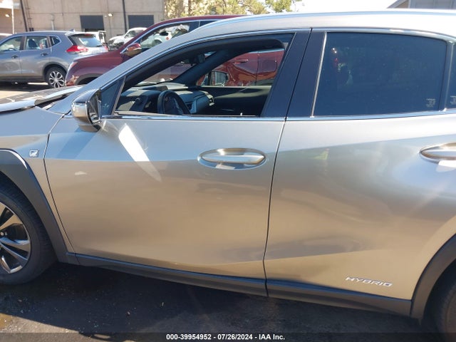 JTHE9JBH0M2041273 Lexus Ux 250h F Sport