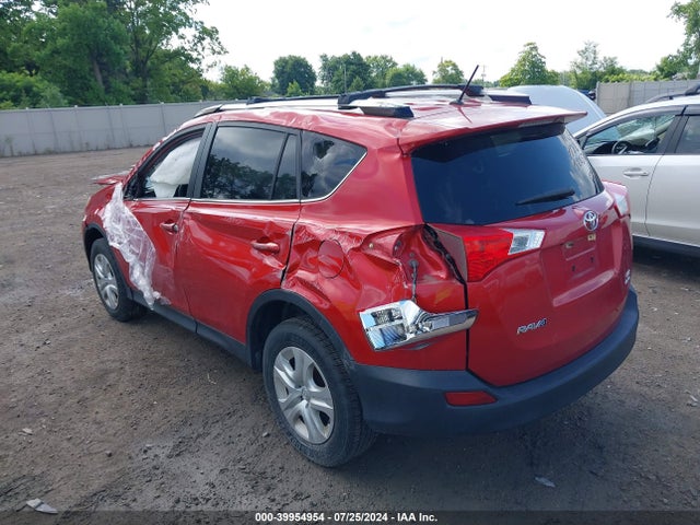 Toyota RAV4 LE 2015 JTMBFREV3FJ020567 Image 3
