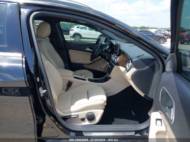 WDCTG4EB0GJ247303 Mercedes-Benz GLA 250