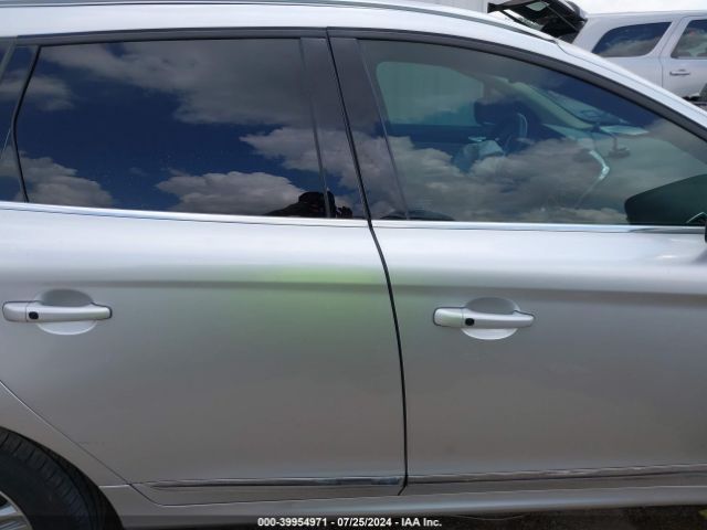 YV440MDU8H2095054 Volvo Xc60 T5 Inscription
