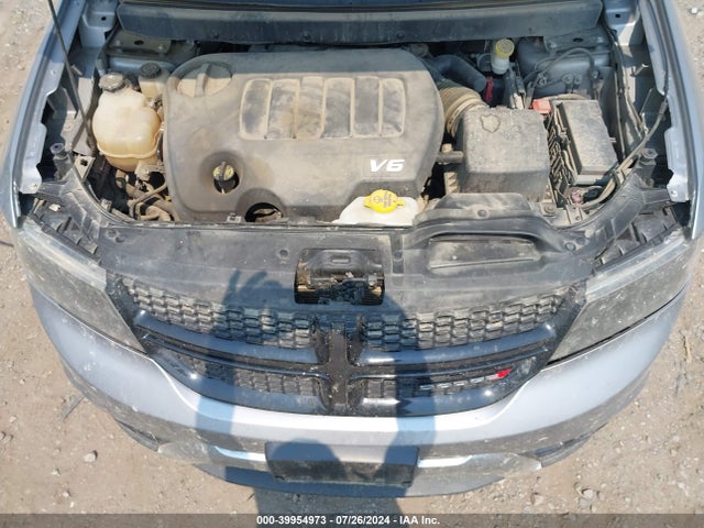 3C4PDCGG2JT475466 Dodge Journey Crossroad