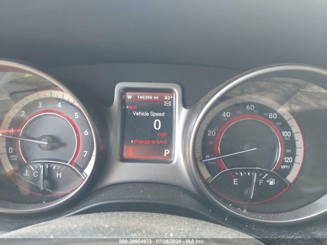 3C4PDCGG2JT475466 Dodge Journey Crossroad