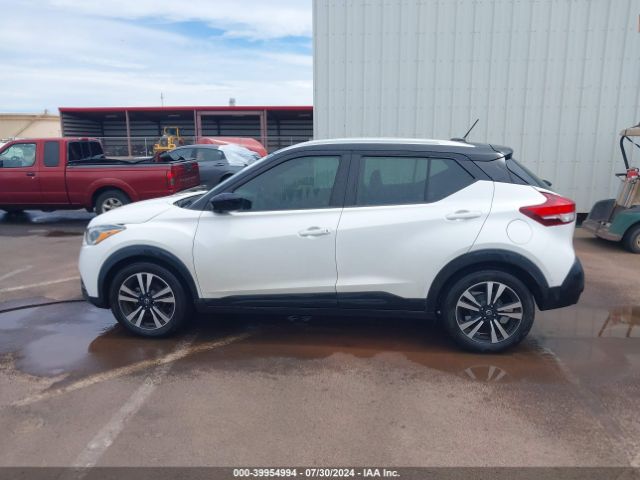 3N1CP5CU1JL541635 Nissan KICKS SV