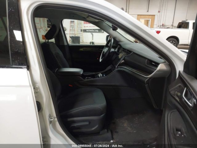1C4RJKAG8N8560949 Jeep Grand Cherokee L Laredo 4x4