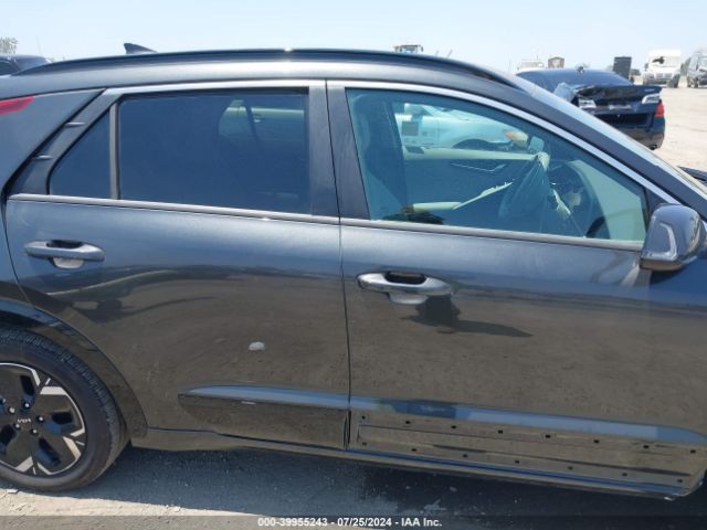 KNDCR3L11P5042621 KIA Niro Ev Wind