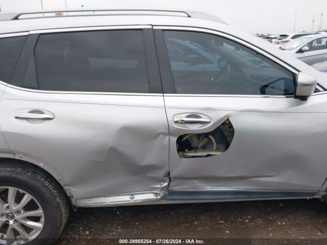 5N1AT2MT6JC851307 Nissan ROGUE SV
