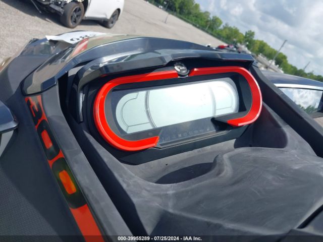 2019 SEADOO RXT-X 300 YDV17755C919      Photo 6