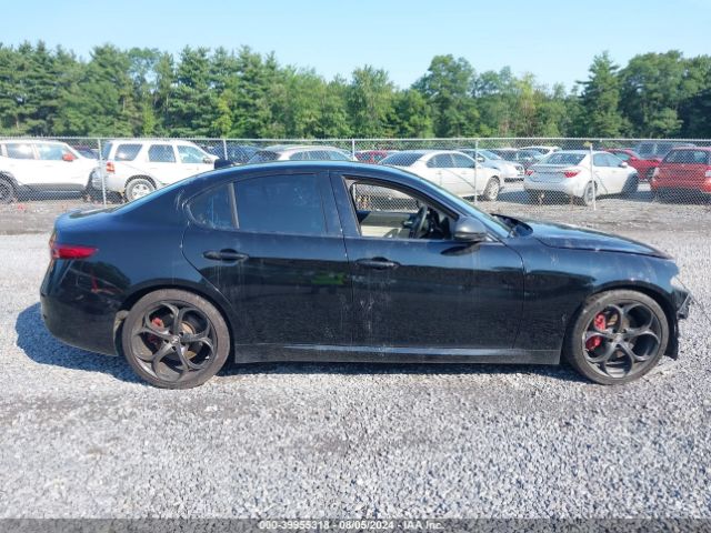 ZARFAMAN4K7601193 Alfa Romeo Giulia Rwd