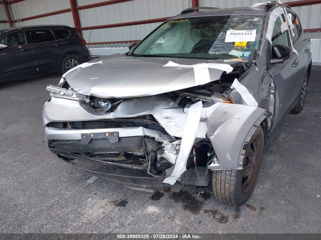 Toyota RAV4 LE 2017 2T3BFREV5HW588128 Image 6