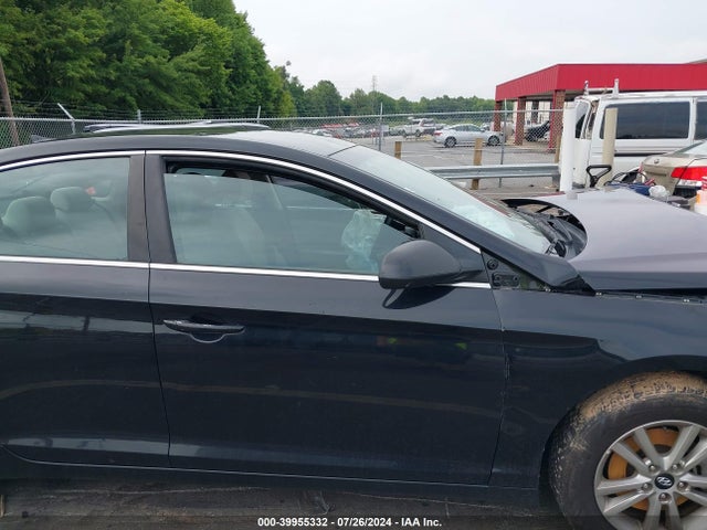 Hyundai SONATA SE 2016 5NPE24AF6GH261818 Image 13