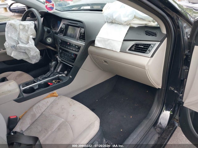 Hyundai SONATA SE 2016 5NPE24AF6GH261818 Image 5