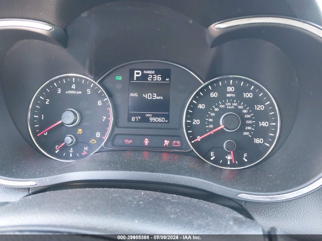 3KPFK4A70JE217385 KIA FORTE LX
