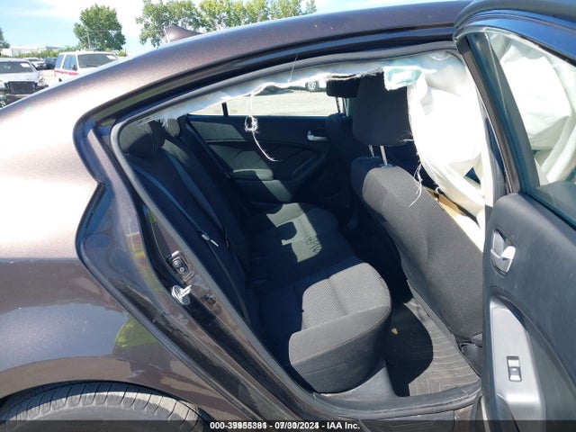 3KPFK4A70JE217385 KIA FORTE LX