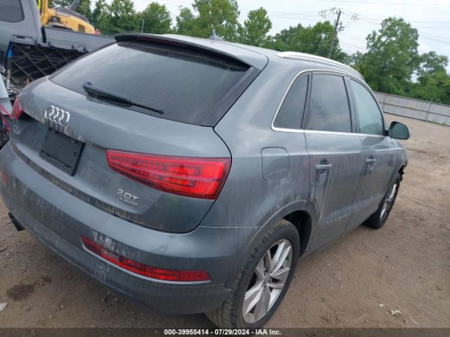 WA1JCCFSXHR001227 Audi Q3 2.0t Premium