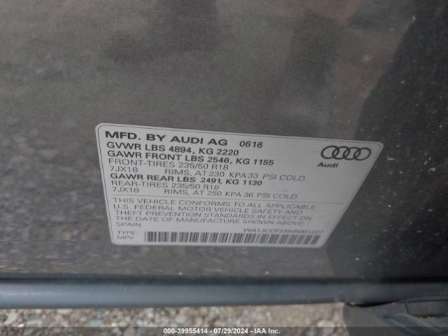 WA1JCCFSXHR001227 Audi Q3 2.0t Premium