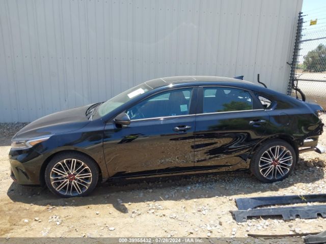 3KPF44AC2PE660220 KIA Forte Gt Manual