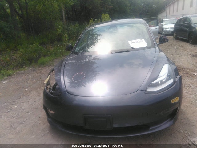 Tesla Model 3 Rear-wheel Drive 2022 5YJ3E1EA0NF295471 Image 12