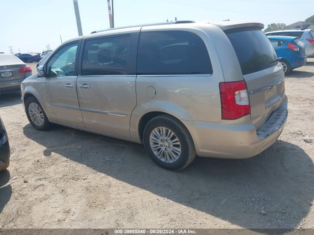 2C4RC1GG5ER150125 Chrysler Town & Country Limited