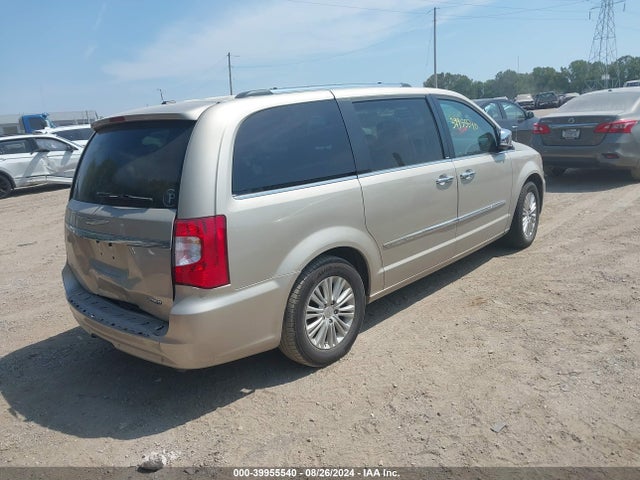 2C4RC1GG5ER150125 Chrysler Town & Country Limited