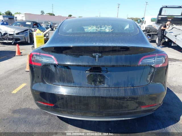 Tesla Model 3 Rear-wheel Drive 2022 5YJ3E1EA5NF288015 Image 15