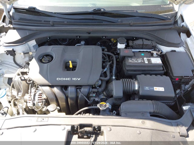 Hyundai ELANTRA SE 2018 KMHD74LF1JU562984 Image 10