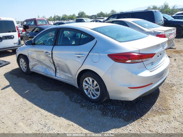 Hyundai ELANTRA SE 2018 KMHD74LF1JU562984 Image 3