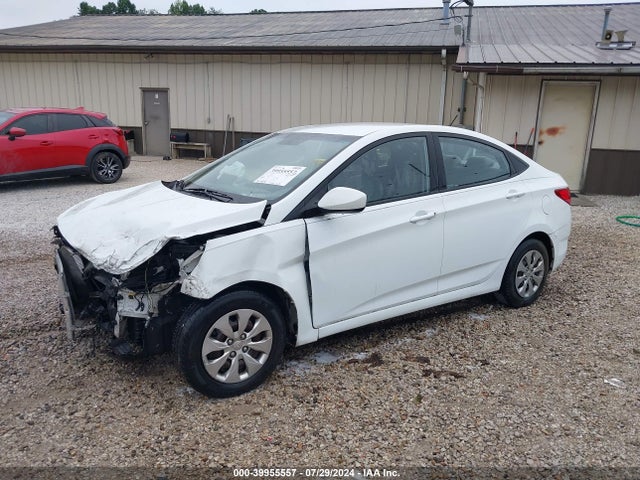 Hyundai ACCENT GLS 2015 KMHCT4AE3FU934852 Image 2