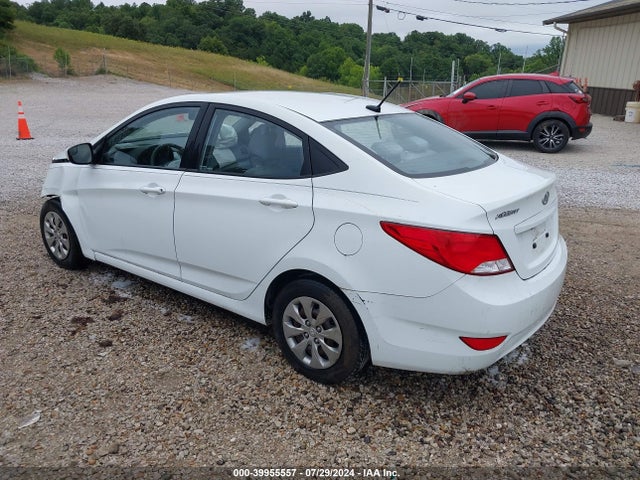 Hyundai ACCENT GLS 2015 KMHCT4AE3FU934852 Image 3
