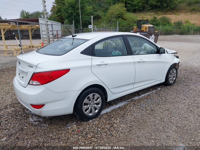 Hyundai ACCENT GLS 2015 KMHCT4AE3FU934852 Image 4