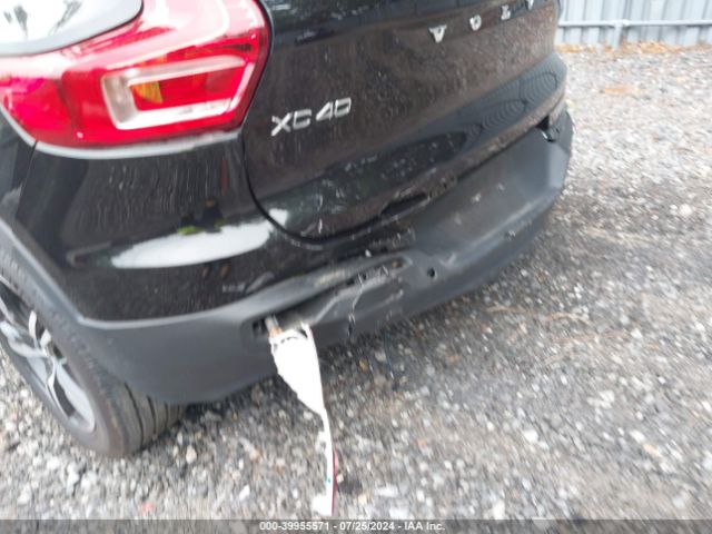 YV4L12UE2P2041933 Volvo Xc40 B5 Plus Bright Theme