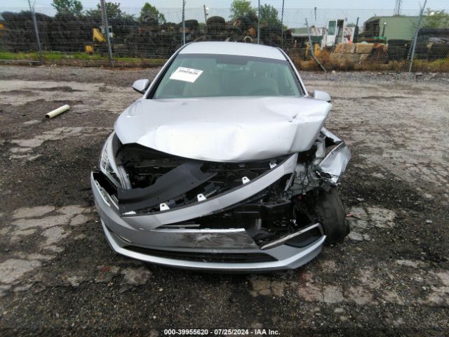 5NPE24AF0HH594985 Hyundai SONATA SE