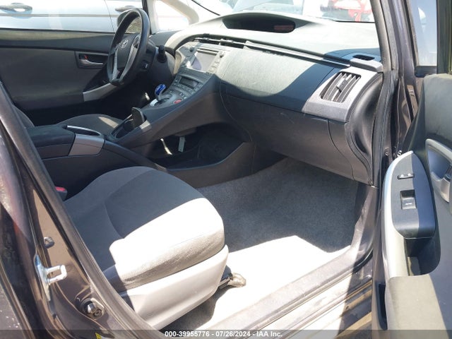 Toyota Prius Five/four/three/two 2014 JTDKN3DU9E1735361 Image 5
