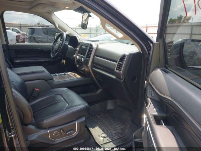 1FMJU1MT7JEA02556 Ford Expedition Platinum