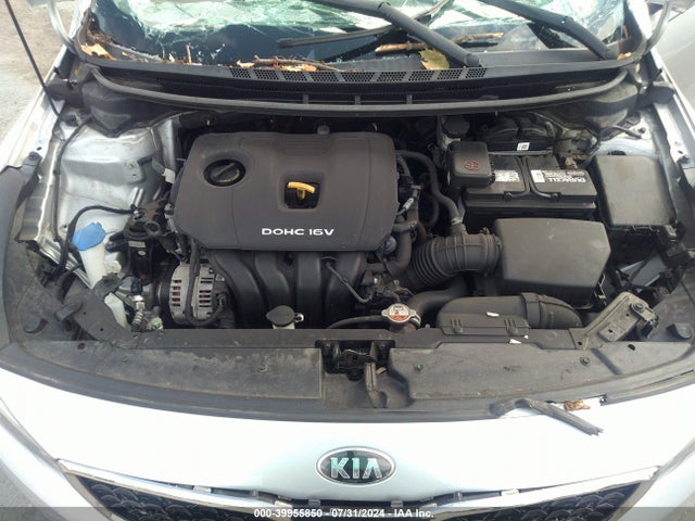 KIA FORTE LX 2017 3KPFL4A77HE010726 Image 10