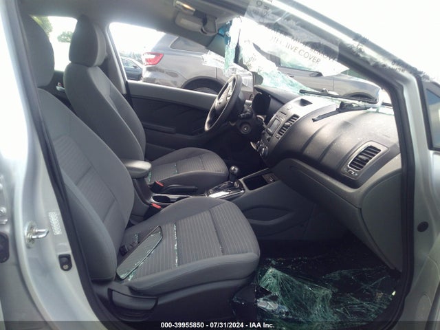 KIA FORTE LX 2017 3KPFL4A77HE010726 Image 5