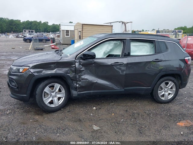 3C4NJCBB3NT109470 Jeep Compass Latitude Fwd