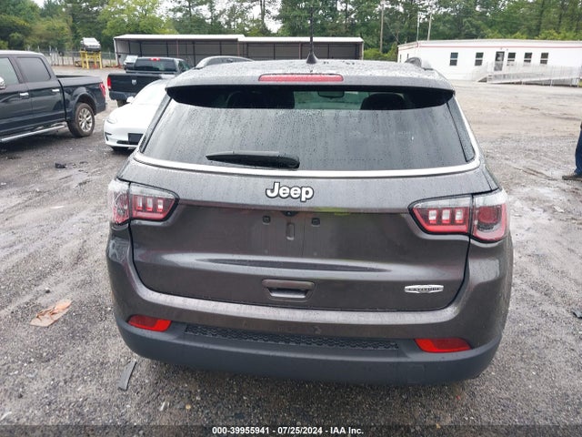 3C4NJCBB3NT109470 Jeep Compass Latitude Fwd
