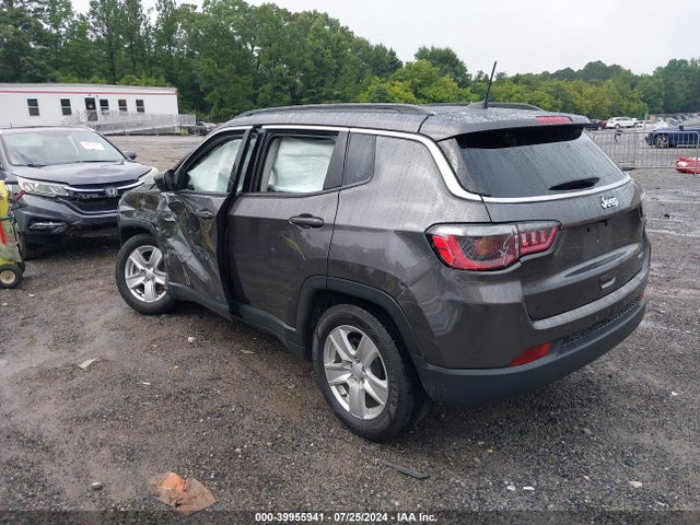 3C4NJCBB3NT109470 Jeep Compass Latitude Fwd