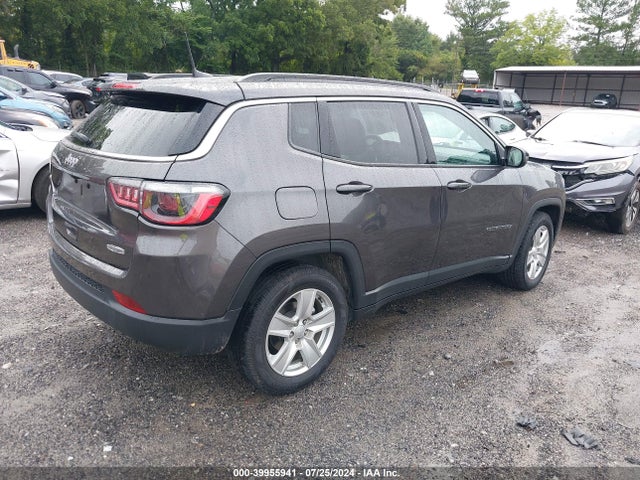 3C4NJCBB3NT109470 Jeep Compass Latitude Fwd